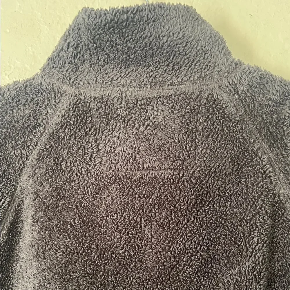 Like New! Banana Republic Men's Zip-Up Black Fleece Jacket Pockets in Size S